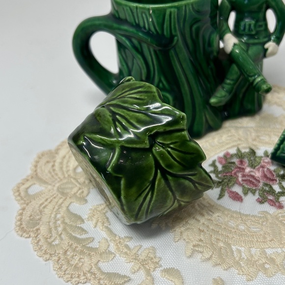 Treasure Craft Green Pixie Elf Tree Stump Cigarette holder with Ash Tray - Picture 2 of 14